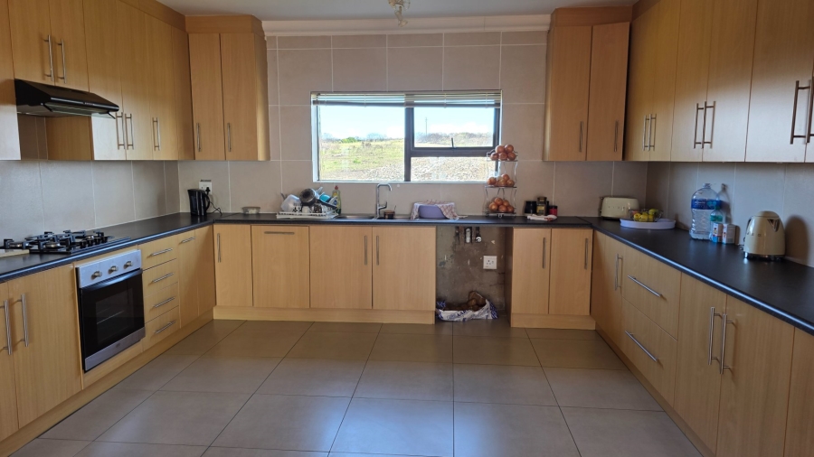 4 Bedroom Property for Sale in Island View Western Cape